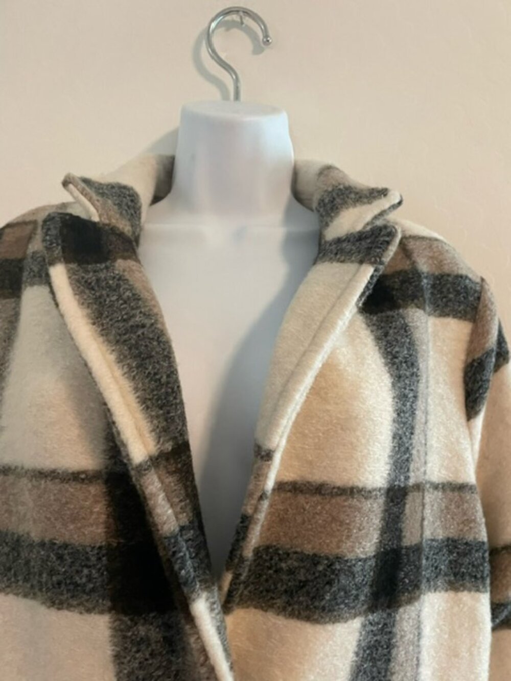 Joie Women Plaid Wool Blend Overcoat M Mid-Length Button Front Pockets Long NWT - Picture 4 of 6